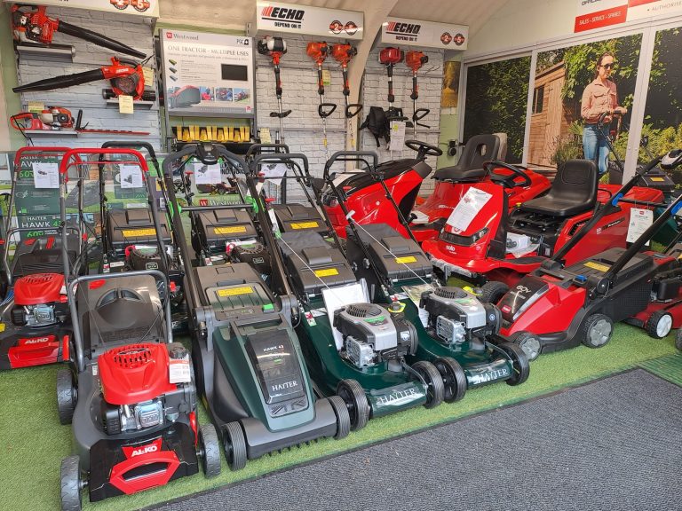 Showroom May 23 II 3 768x576